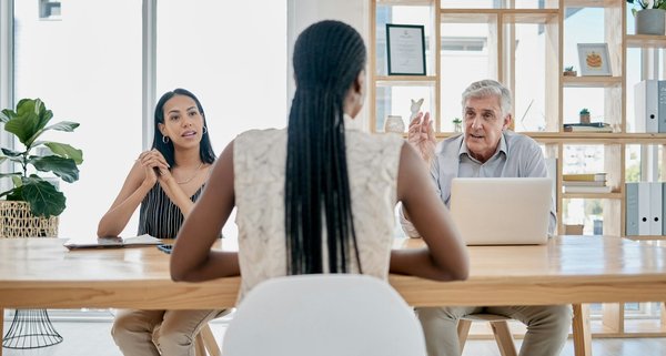 Top critères pour choisir une agence de recrutement en france